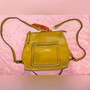 STEVE MADDEN TANISH BACK BAG